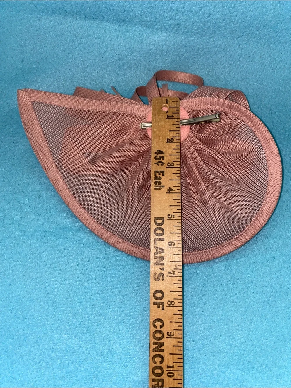 FASCINATOR teardrop hat blush pink floral feather elegant size OSFA